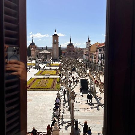 Sonar En La Plaza Cervantes 1 Алькала-де-Энарес Экстерьер фото